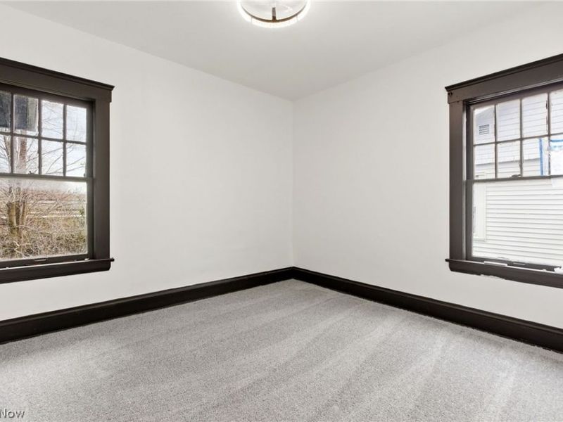11816 Buckingham Avenue, Cleveland, OH 44120 Photo 20