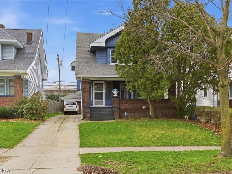 11816 Buckingham Avenue, Cleveland, OH 44120 Photo 3
