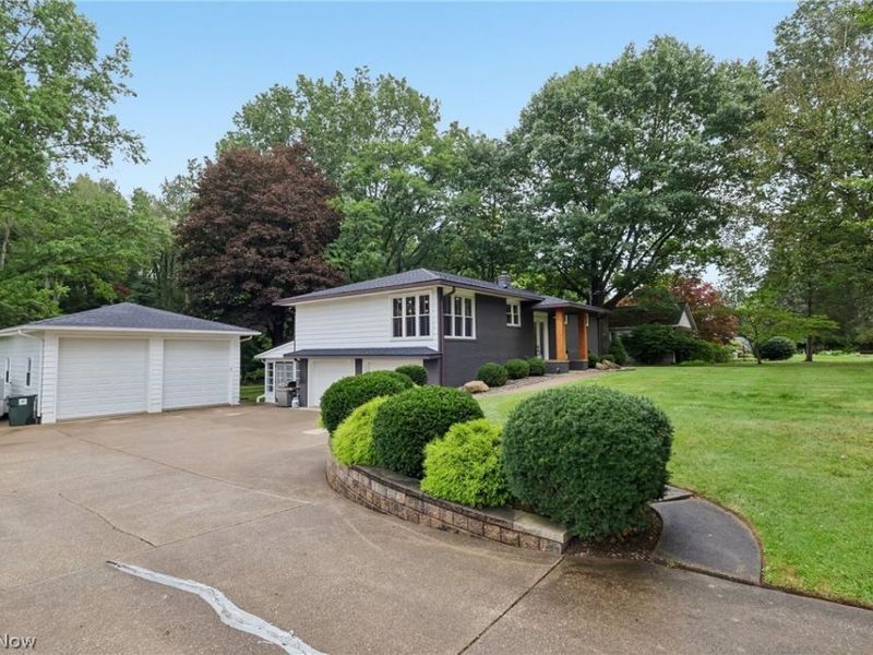 1275 High View Drive, Wadsworth, OH 44281 Photo 3