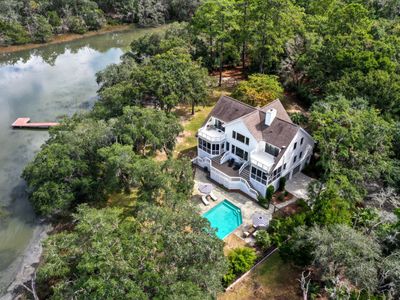 1310 Martins Point Road, Wadmalaw Island, SC 29487
