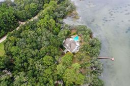 1310 Martins Point Road photo 4