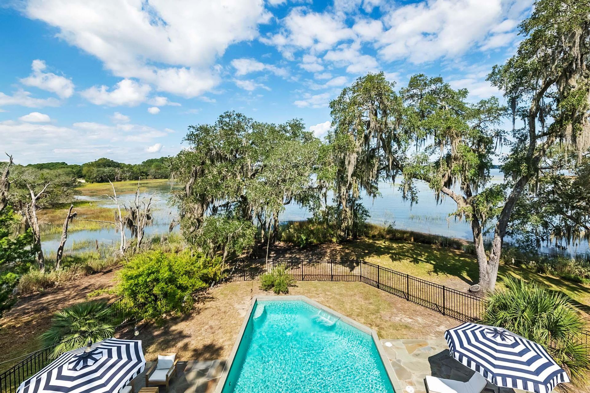 1310 Martins Point Road Photo 49