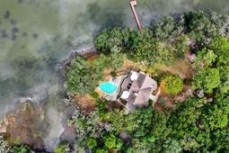 1310 Martins Point Road photo 4