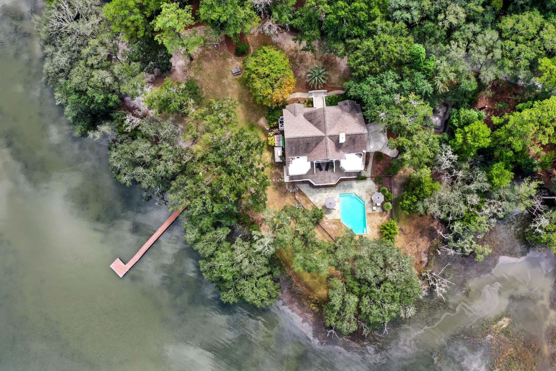 1310 Martins Point Road Photo 6