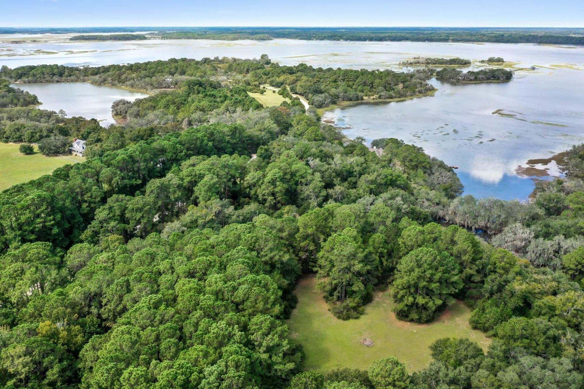 1310 Martins Point Road Photo 8