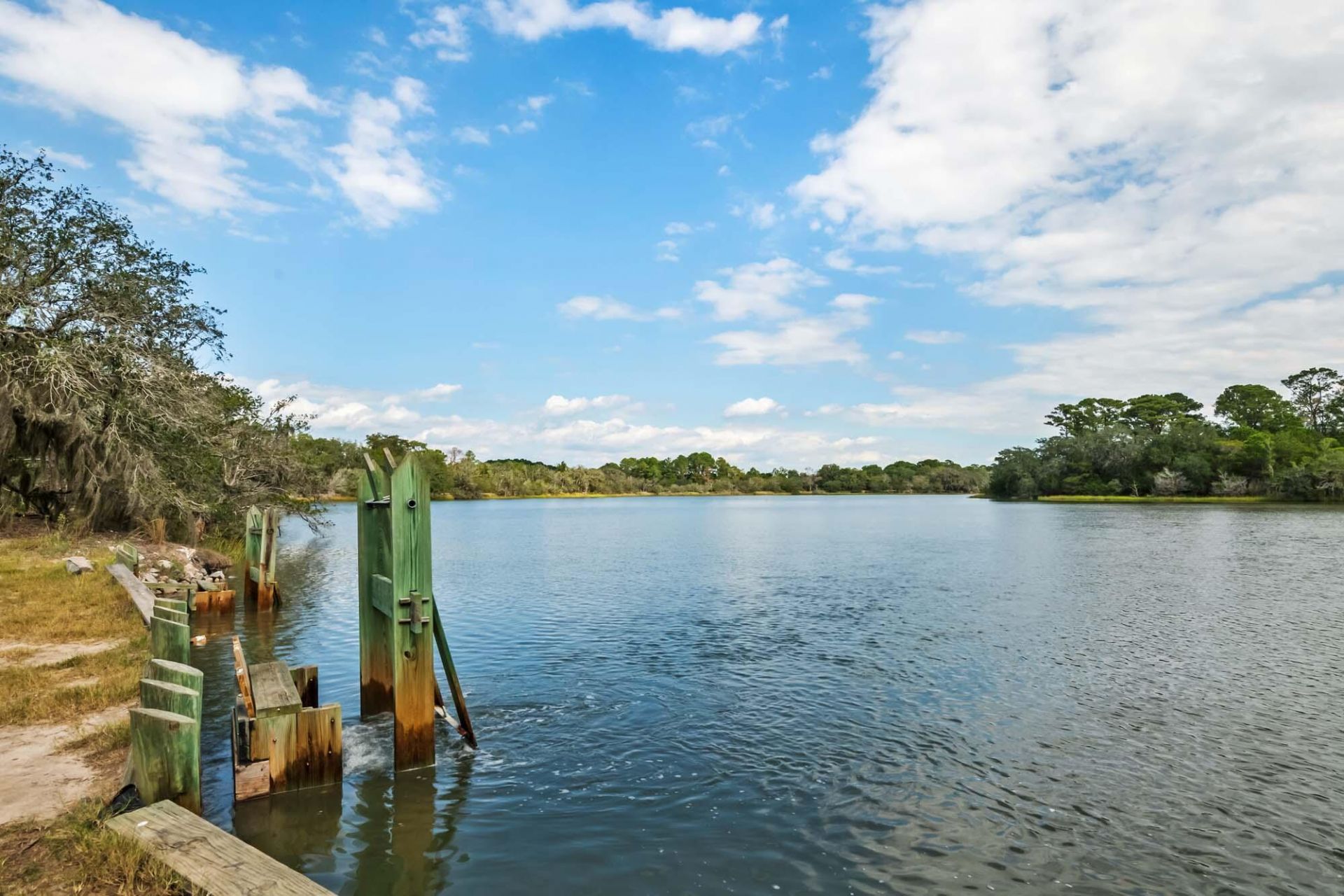 1310 Martins Point Road Photo 87
