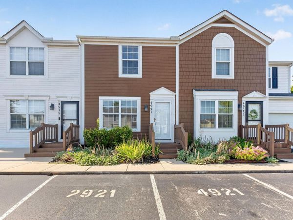 4921 Stoneybrook Boulevard , Unit 21E, Hilliard, OH 43026