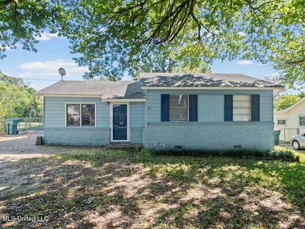 1633 Whitehead Drive, Southaven, MS 38671