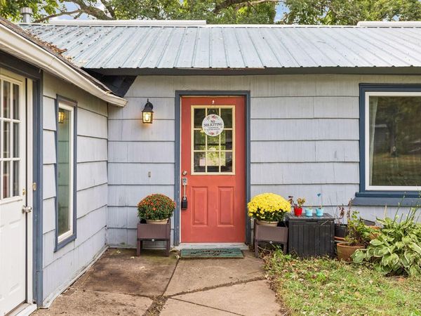 670 Goodwin Avenue N, Oakdale, MN 55128