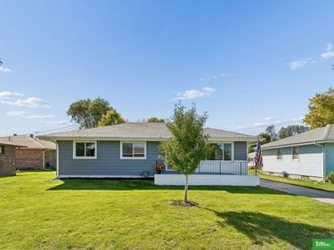 1743 E 5th Street, Fremont, NE 68025
