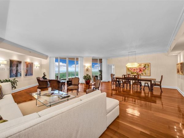 60 Edgewater Dr , Unit 14E, Coral Gables, FL 33133