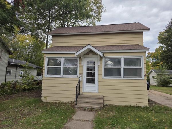 2250 DIXON STREET, Stevens Point, WI 54481