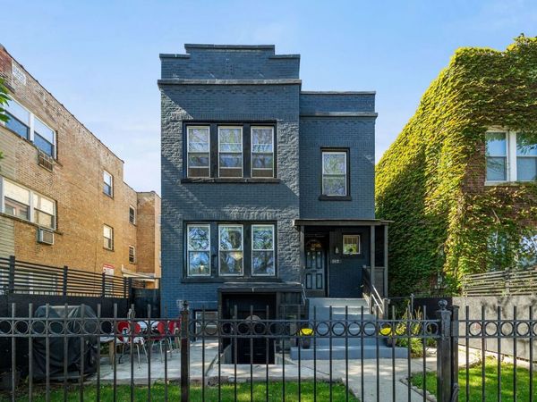 5412 N Western Avenue , Chicago, IL 60625