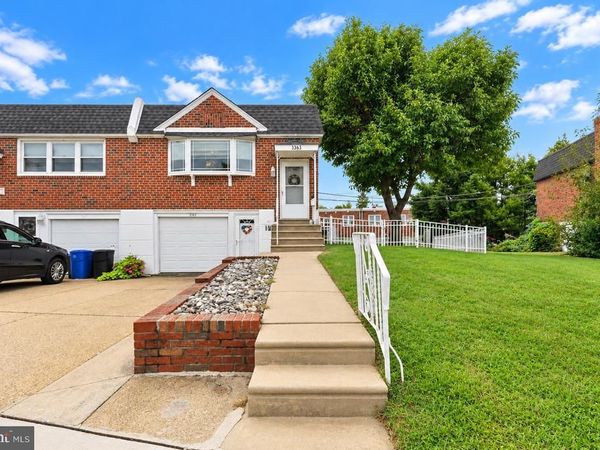 3363 ELLISTON CIRCLE , PHILADELPHIA, PA 19114