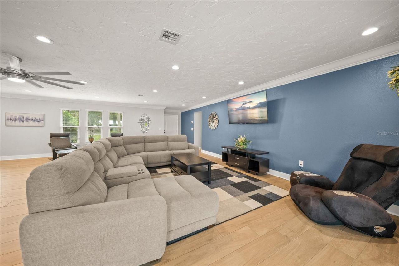 2130 E Leewynn Drive, Sarasota, FL 34240 Photo