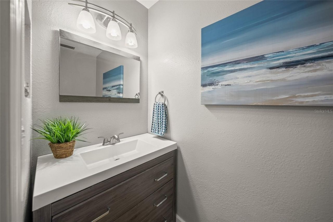2130 E Leewynn Drive, Sarasota, FL 34240 Photo