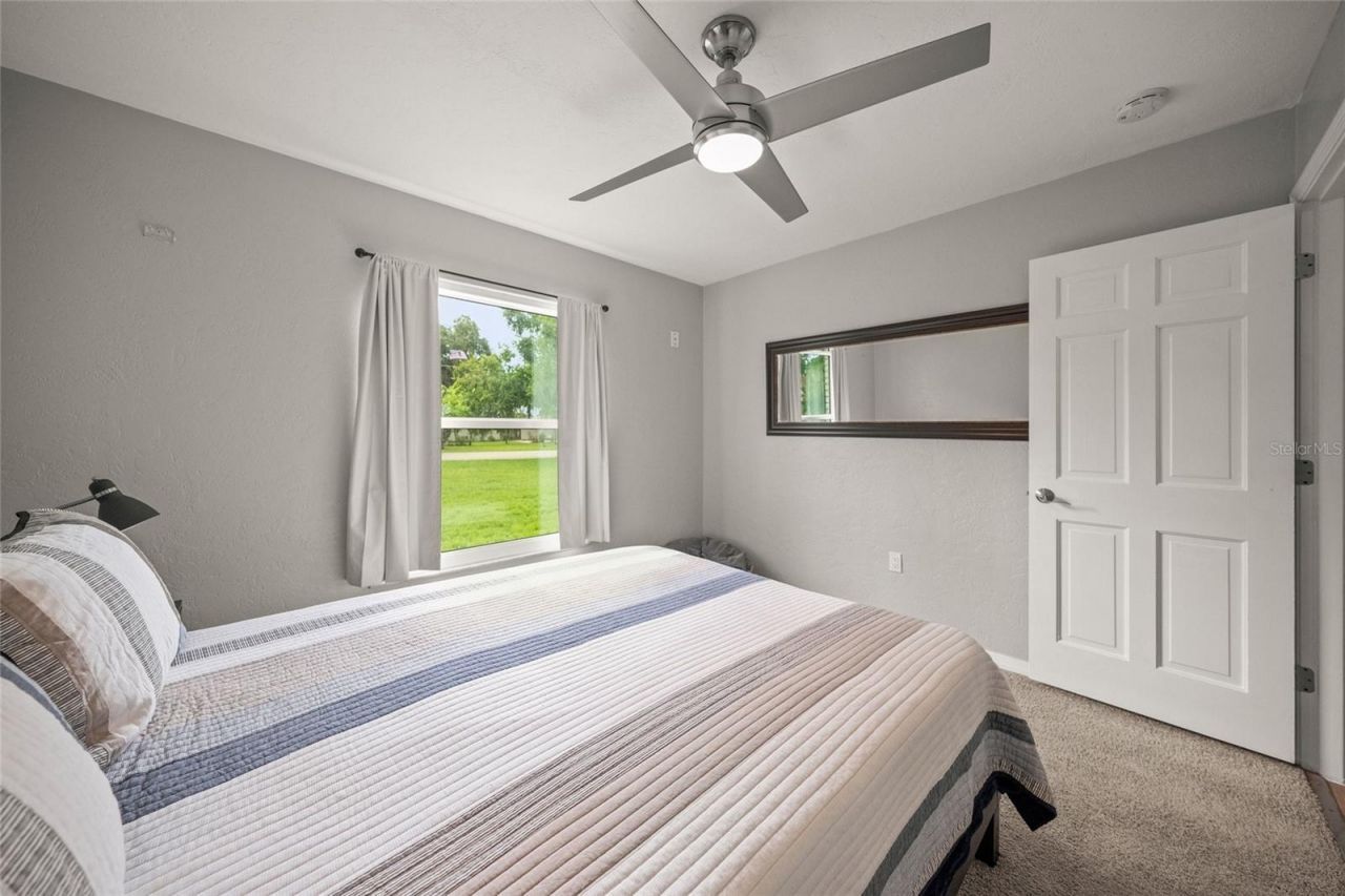 2130 E Leewynn Drive, Sarasota, FL 34240 Photo