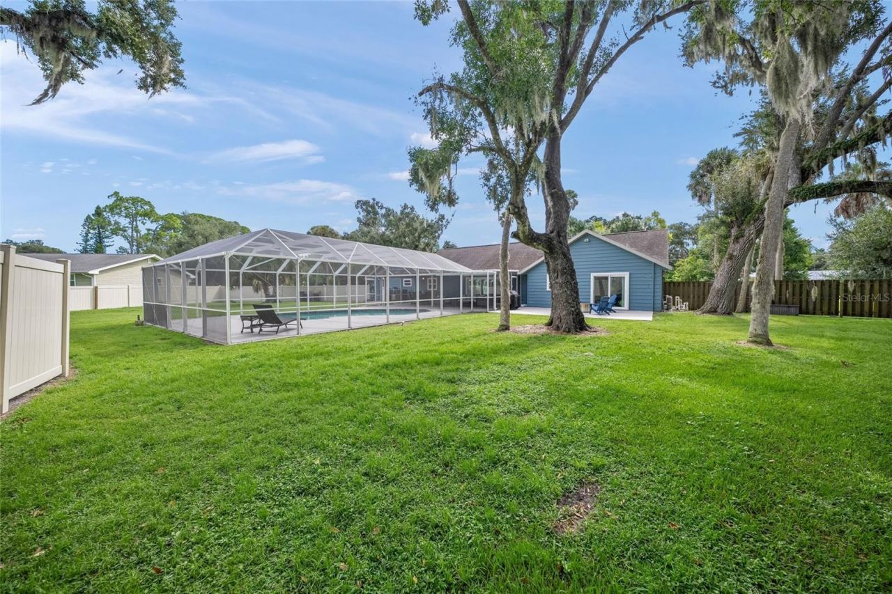 2130 E Leewynn Drive, Sarasota, FL 34240 Photo