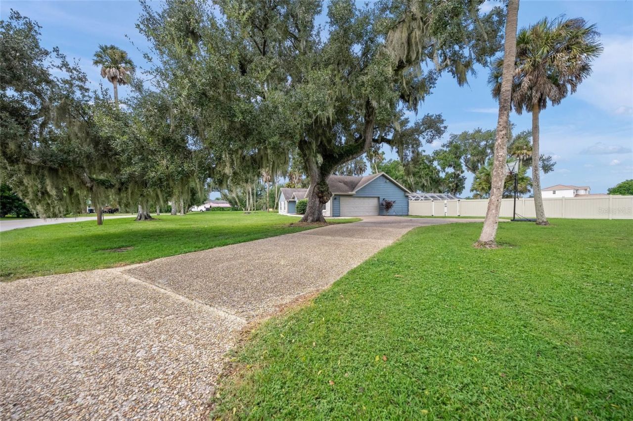 2130 E Leewynn Drive, Sarasota, FL 34240 Photo