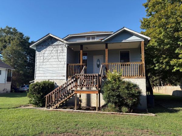 105 W 9th Street, Chickamauga, GA 30707