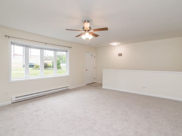 1285 Calkins Rd, Unit B, Palmer, MA 01069