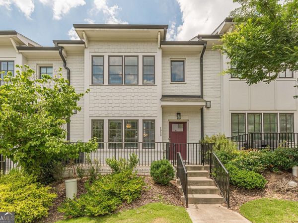 1959 Summit Trace NW, Atlanta, GA 30318