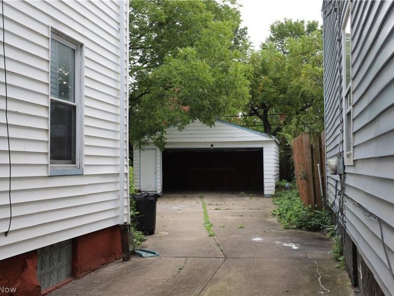 3469 E 118th Street, Cleveland, OH 44120 Photo 4