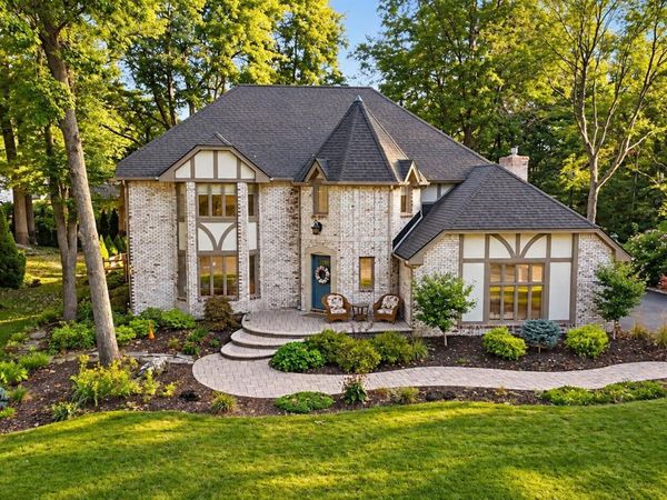 4954 Cartagena Drive, Toledo, OH 43623
