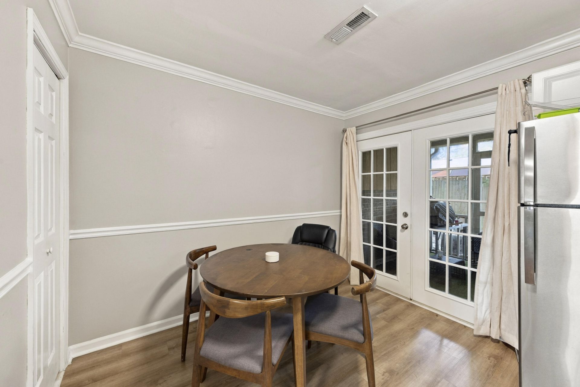 1713 Boone Hall Drive Photo 12