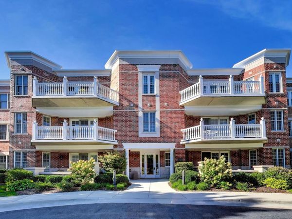 1865 Old Willow Road , Unit 224, Northfield, IL 60093
