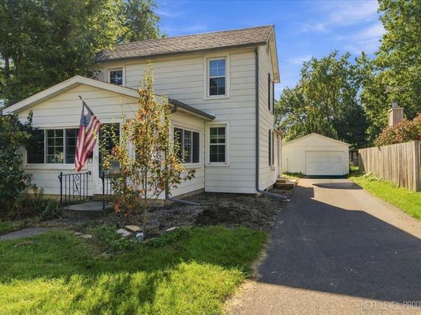 530 E Wilson Street , Batavia, IL 60510