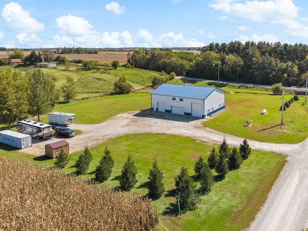 955 300th Street , New Windsor, IL 61465