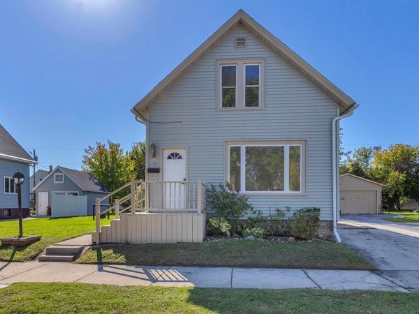 1541 Division AVENUE, Sheboygan, WI 53083