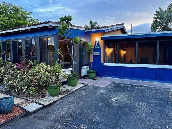 1101 NE 12TH Avenue, Fort Lauderdale, FL 33304