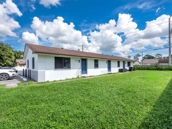 224 JACKSON Avenue, Greenacres, FL 33463