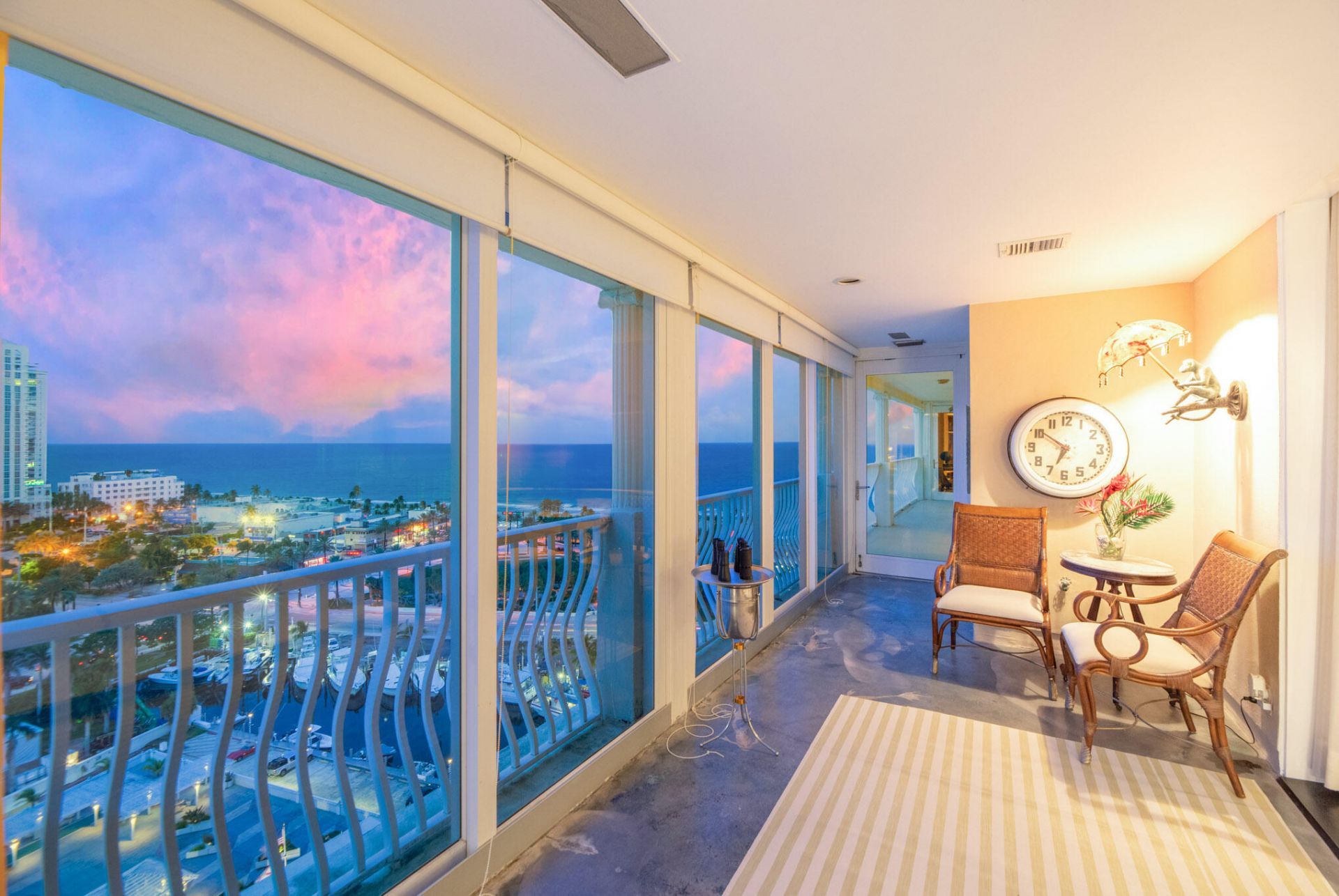 1 Las Olas Circle, Unit PH3, Fort Lauderdale, FL 33316 Photo