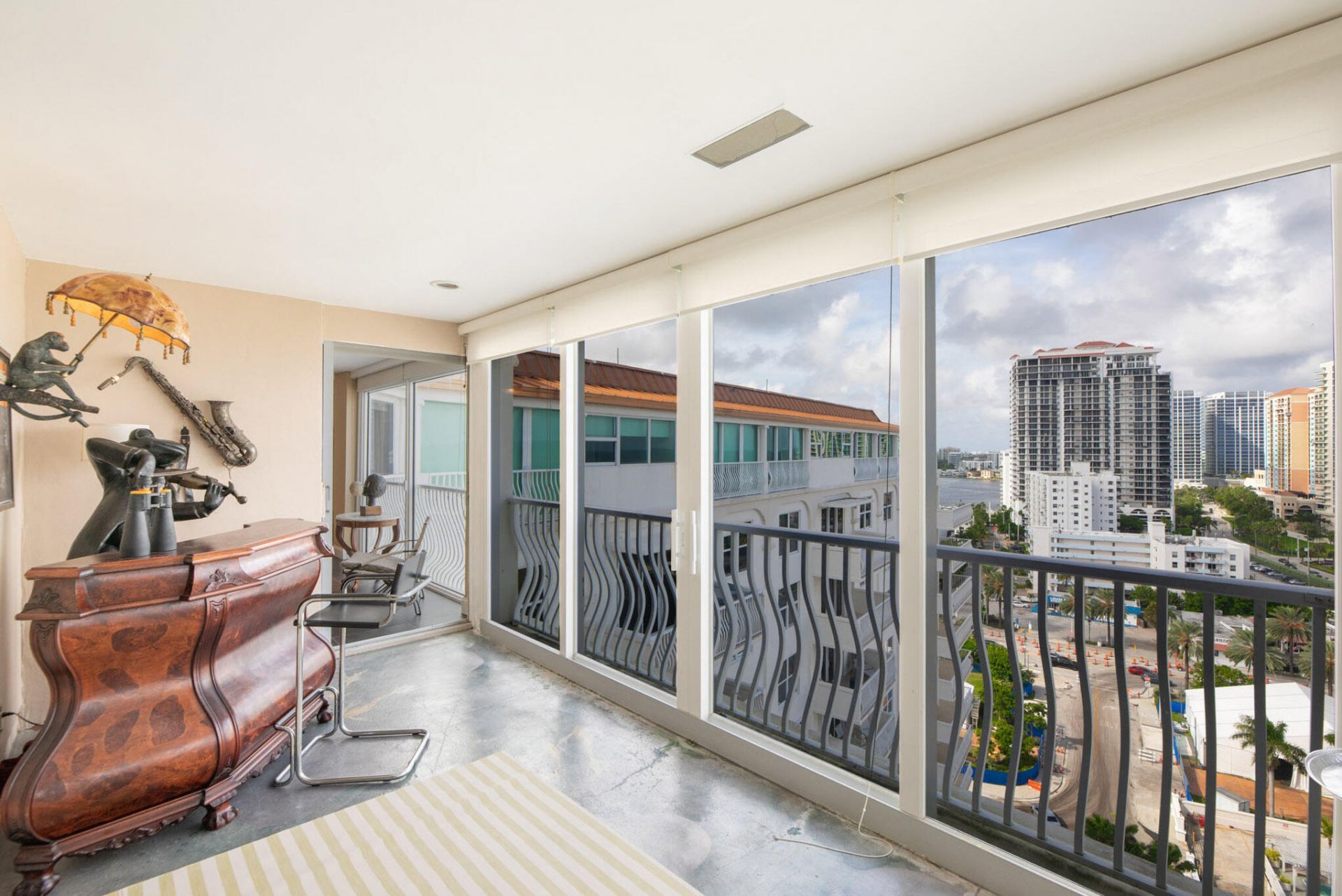 1 Las Olas Circle, Unit PH3, Fort Lauderdale, FL 33316 Photo