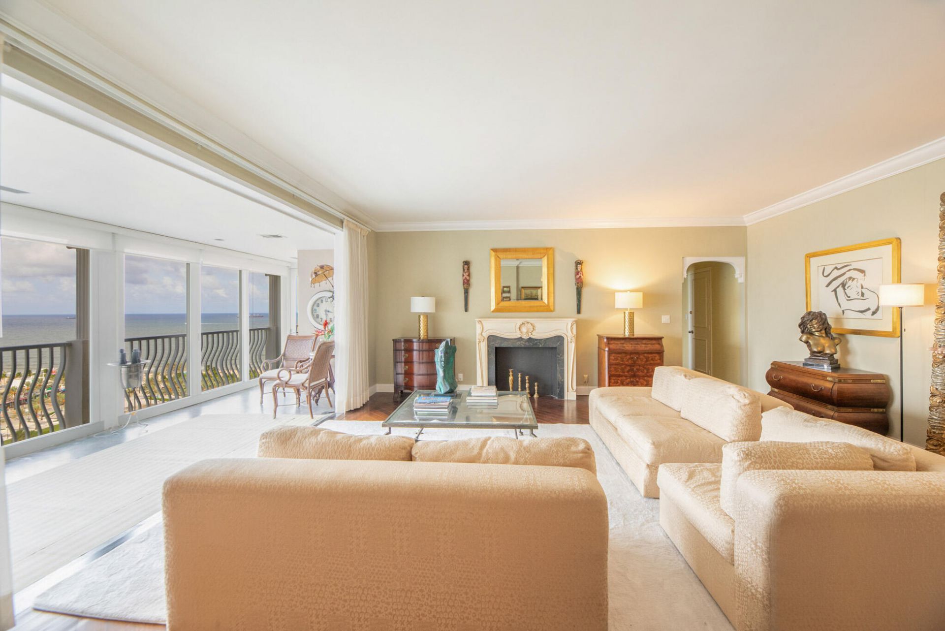 1 Las Olas Circle, Unit PH3, Fort Lauderdale, FL 33316 Photo