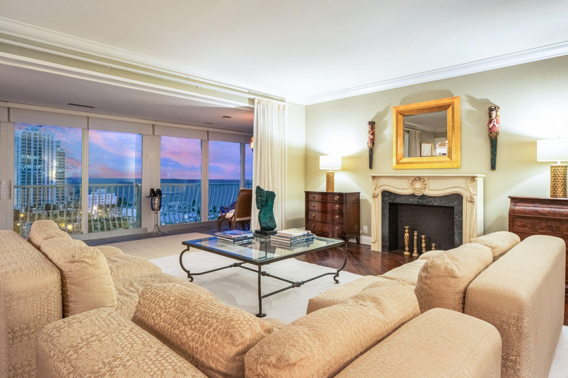 1 Las Olas Circle, Unit PH3, Fort Lauderdale, FL 33316 Photo