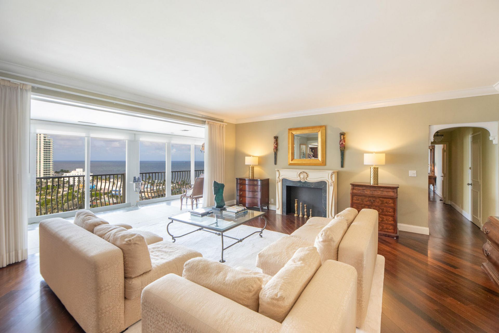 1 Las Olas Circle, Unit PH3, Fort Lauderdale, FL 33316 Photo