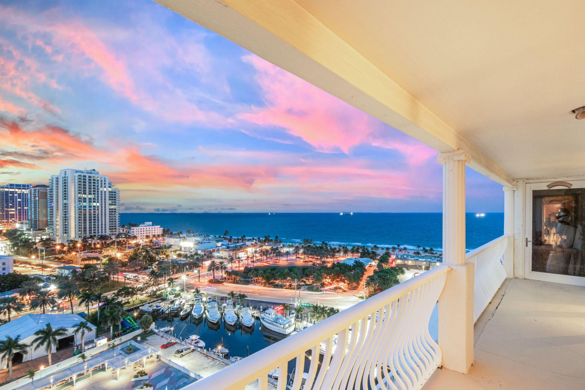 1 Las Olas Circle, Unit PH3, Fort Lauderdale, FL 33316 Photo