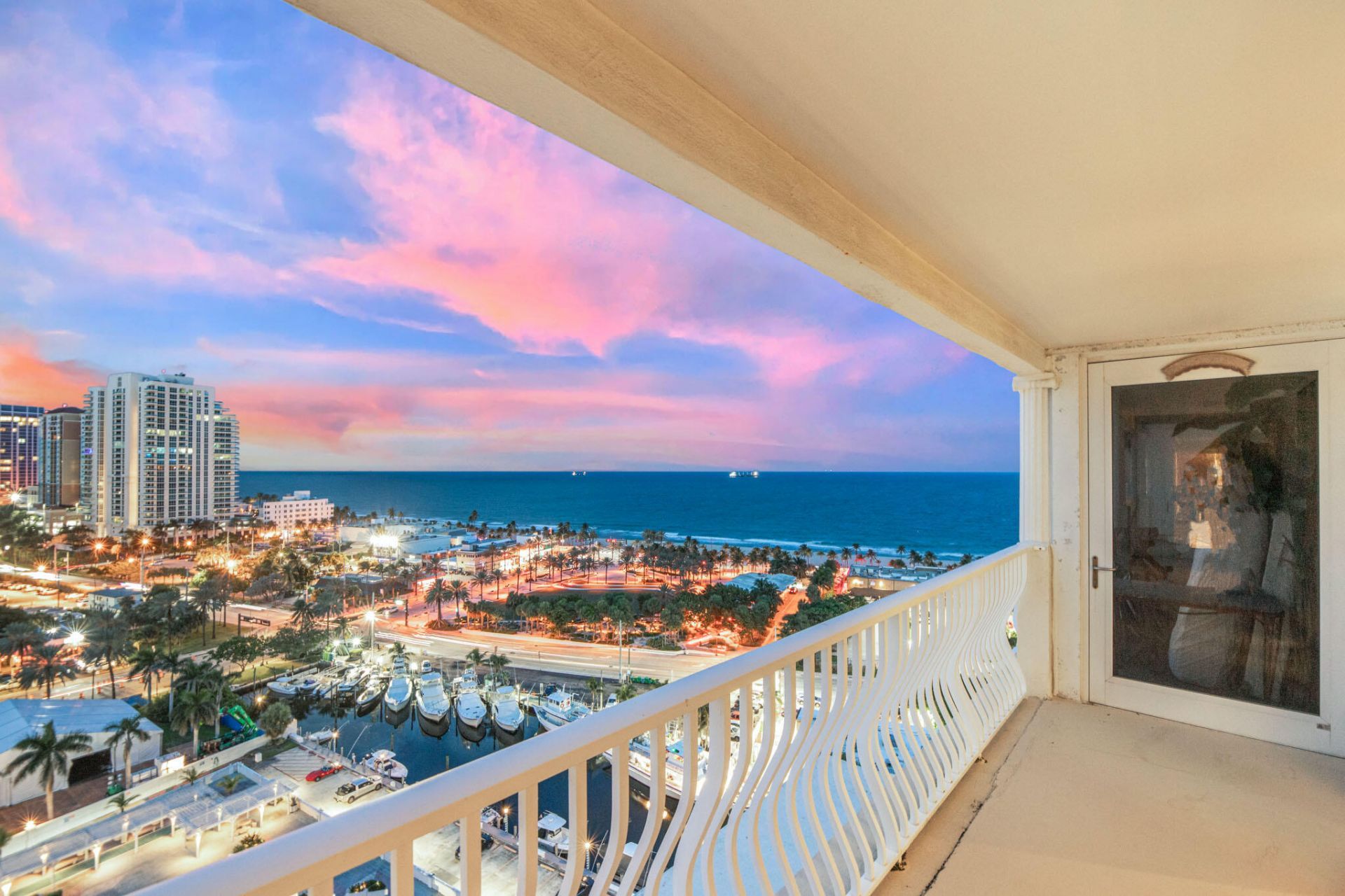 1 Las Olas Circle, Unit PH3, Fort Lauderdale, FL 33316 Photo