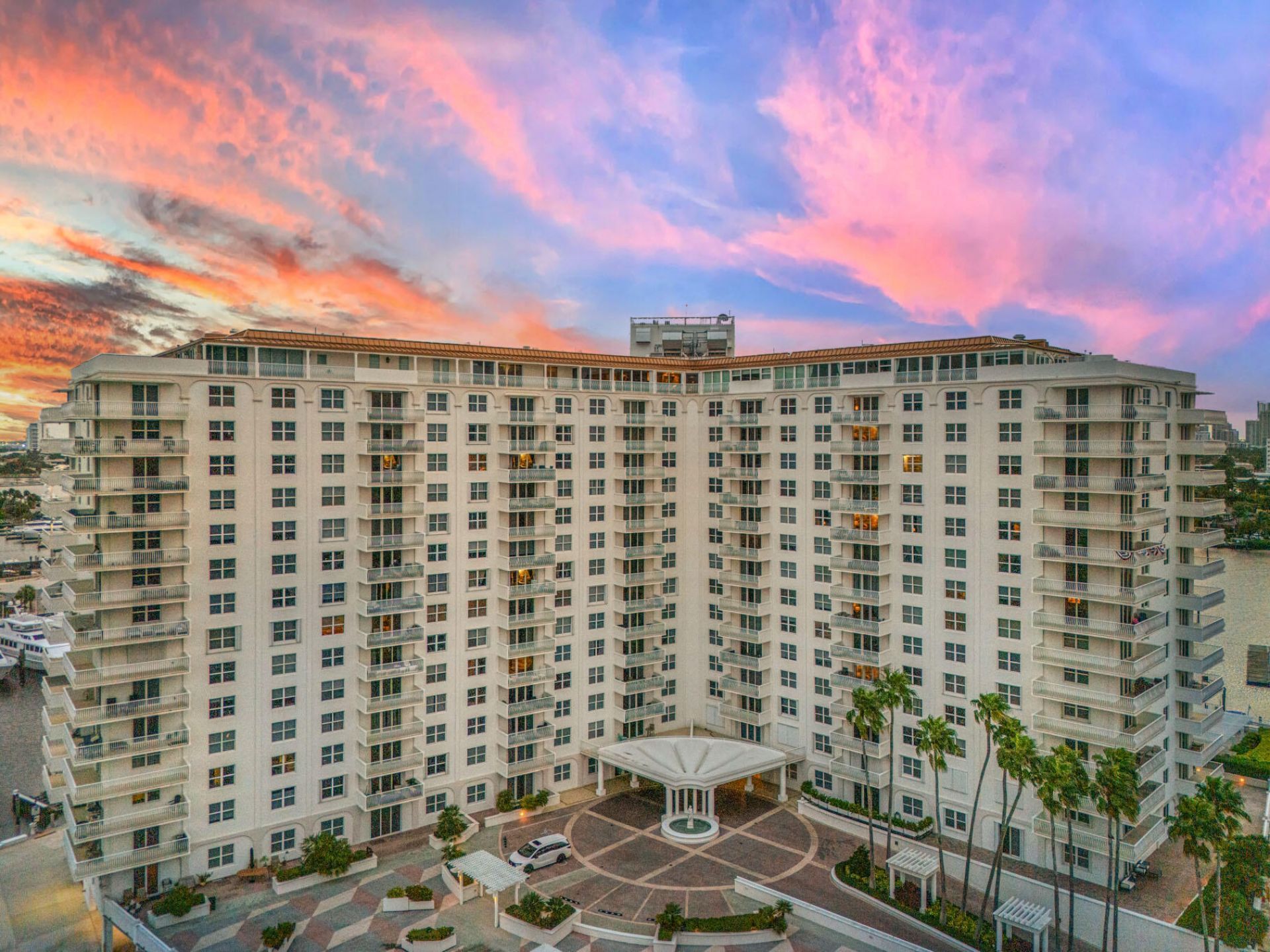 1 Las Olas Circle, Unit PH3, Fort Lauderdale, FL 33316 Photo