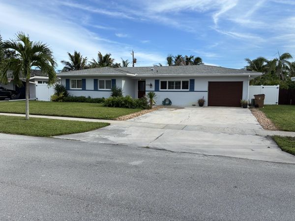 1104 SE 14TH Street, Deerfield Beach, FL 33441