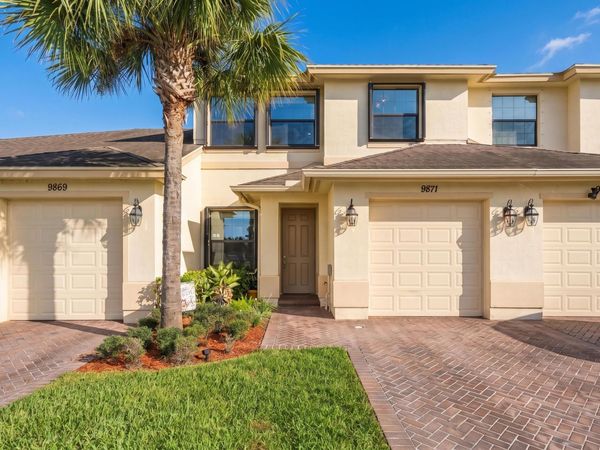 9871 E Villa Circle, Vero Beach, FL 32966