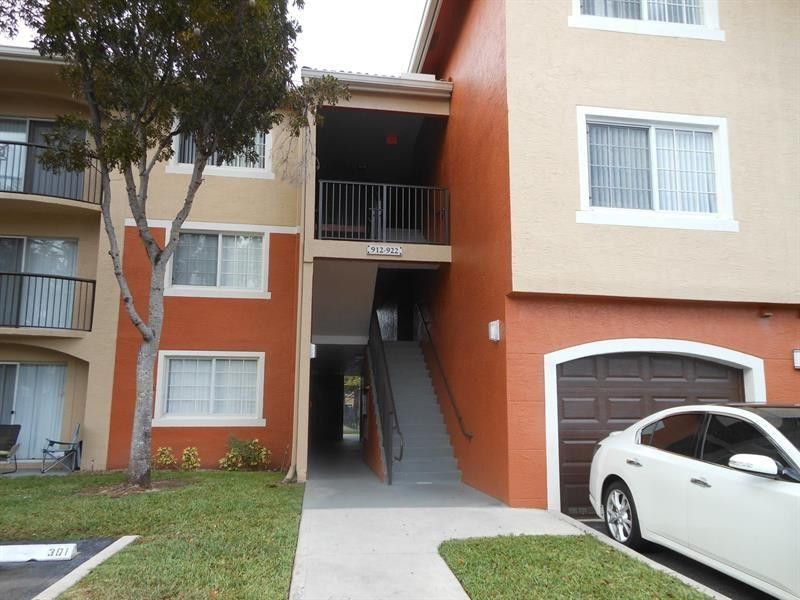 4191 N Haverhill Road, Unit 421, West Palm Beach, FL 33417 Photo