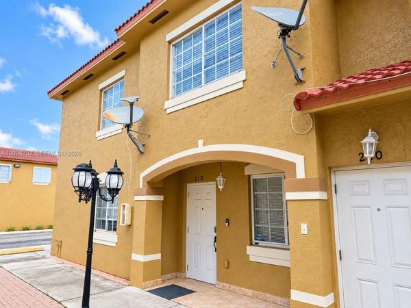 8100 W 28th Ct, Unit 110, Hialeah, FL 33018