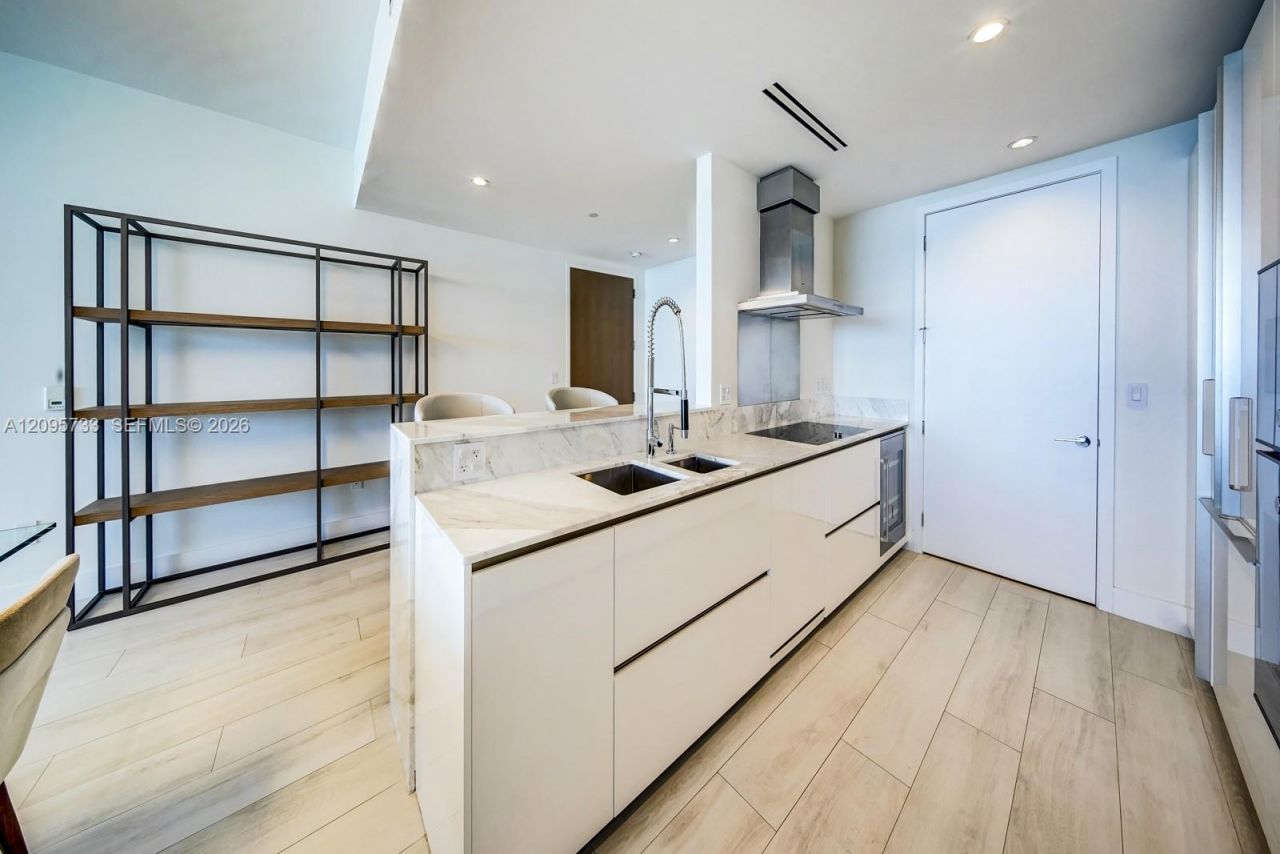 10203 Collins Ave , Unit 1203, Bal Harbour, FL 33154 Photo