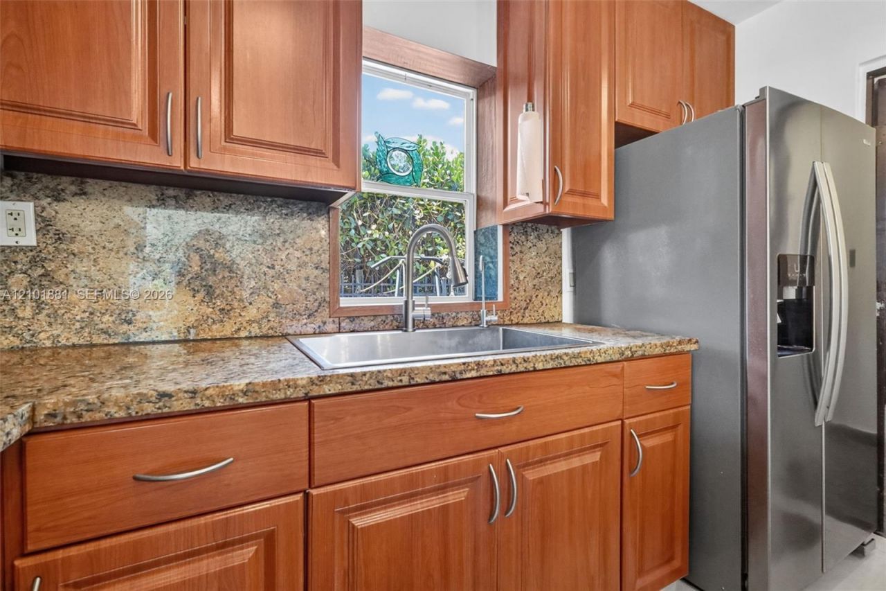 68 NW 95th St, Miami Shores, FL 33150 Photo