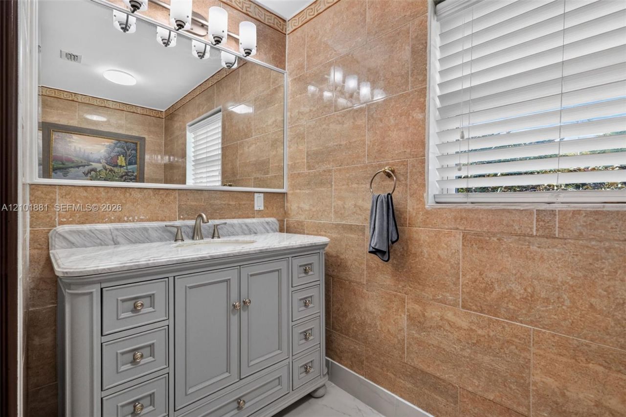 68 NW 95th St, Miami Shores, FL 33150 Photo